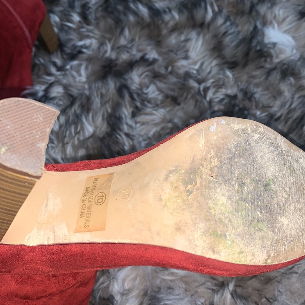 Suede opened toed heeled booties - Picture 5 of 5